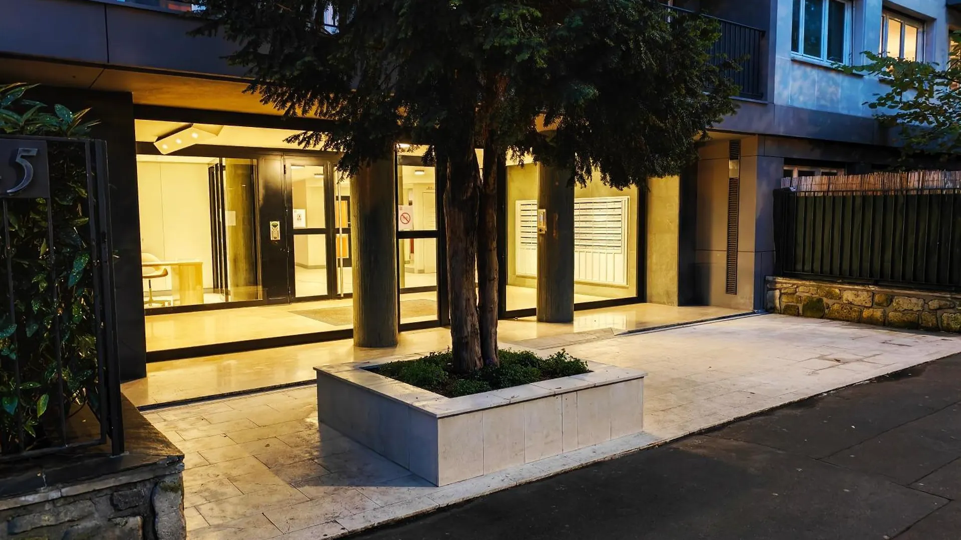 Studio Paris Montmorency Fransa